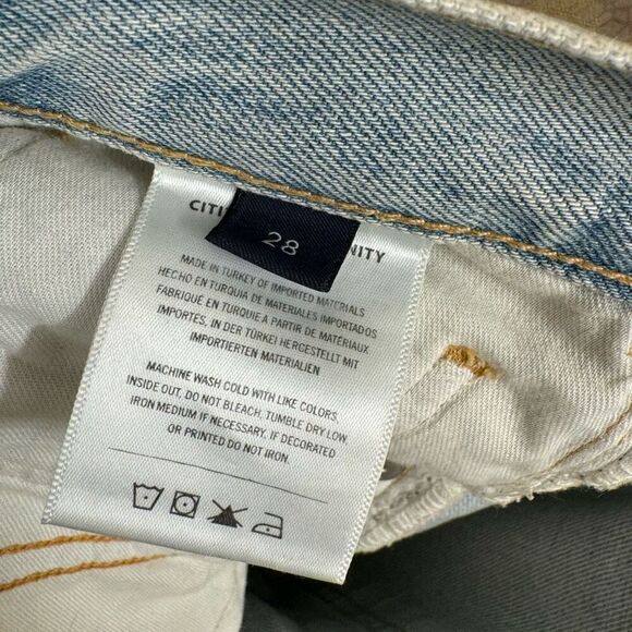 Citizens Of Humanity Light Wash Distressed Emery Crop Straight Leg Jeans 28 - Picture 5 of 9